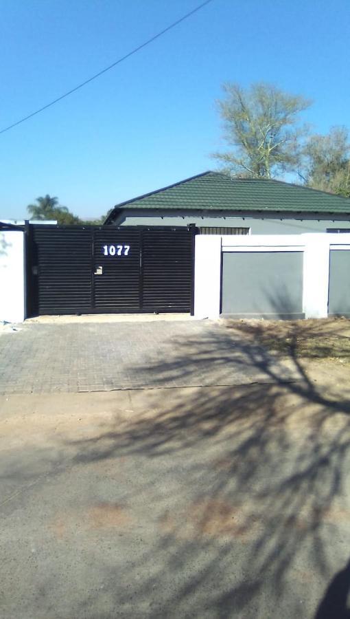 Aparthotel The Hide On Claremont Pretoria-Noord Exterior foto