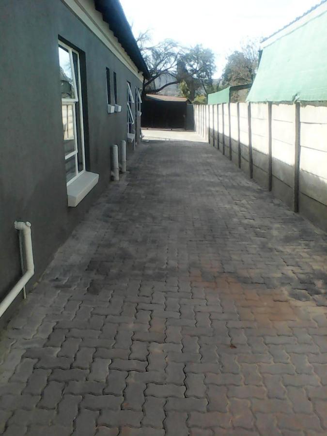 Aparthotel The Hide On Claremont Pretoria-Noord Exterior foto